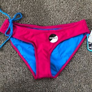 ASICS beach volleyball bottoms